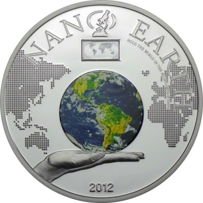 Stříbrná mince Nano Earth - World In Your Hand 2012 Proof