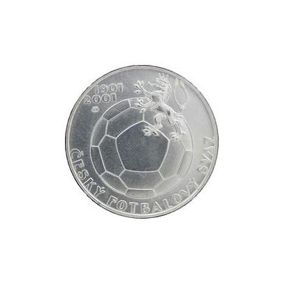 Přední strana Strieborná minca 200 Kč Založeníie Českého fotbalového zväzu 100. výročie 2001 Štandard