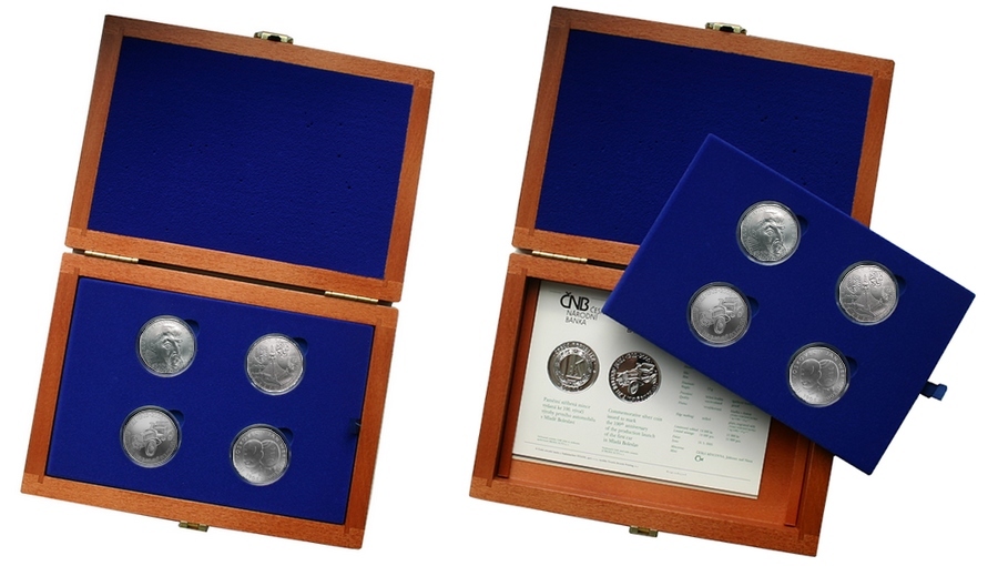 Sada stříbrných pamětních mincí roku 2005 v dřevěné krabičce Standard