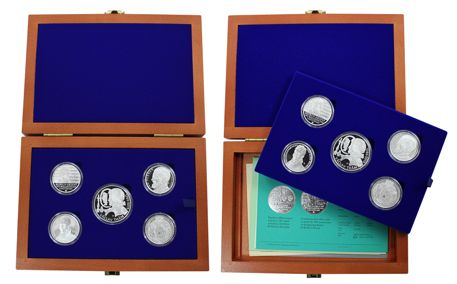 Sada 5 stříbrných pamětních mincí roku 2015 v dřevěné krabičce Proof