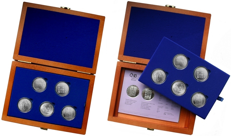 Sada stříbrných pamětních mincí roku 2004 v dřevěné krabičce Standard